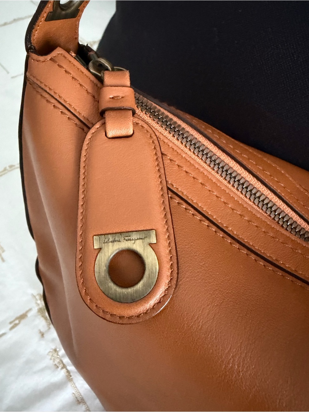 Salvatore Ferragamo Tan Leather Hobo Shoulder Bag - Picture 2 of 5